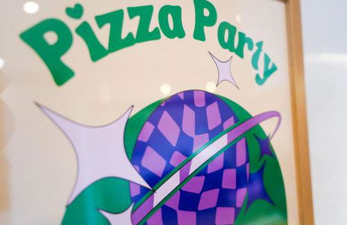 Moonlight Lodge - 4 bedroom Barn with Hot Tub! - Foto 48