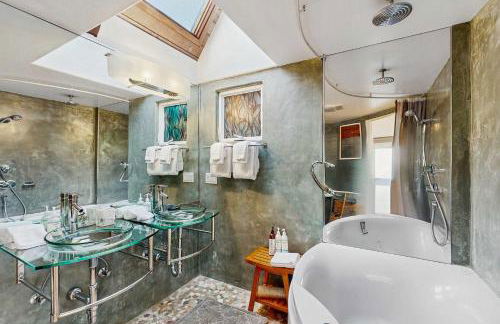 Spectacular Oceanfront Studio with Hot Tub & Loft - Foto 9