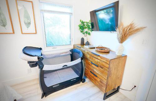 Private Heated Pool Oasis Pet-Friendly Retreat Short or long Stays Sleeps 2-8 Ppl - Photo 10