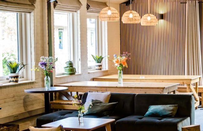 De Jister Groepshuis aan het Water Voor 30-62 Personen - Foto 2