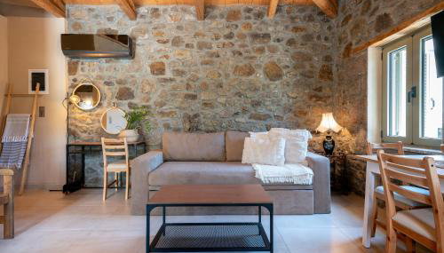 Exohiko Stone House - Photo 4