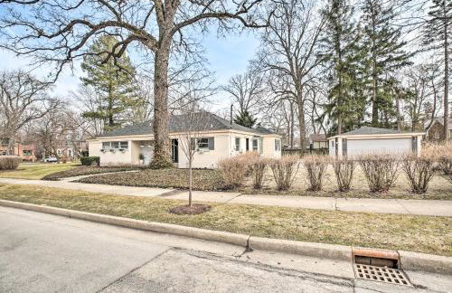 Home with Office and Yard 25 Mi to Downtown Chicago! - Foto 35