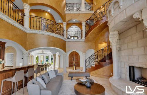 Villa Rhodes Palatial Waterfront Beach Estate - Photo 7