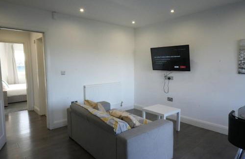HEATHROW AIRPORT apartments-FREE parking-Free underground to and from Heathrow-30 min central London - Foto 54