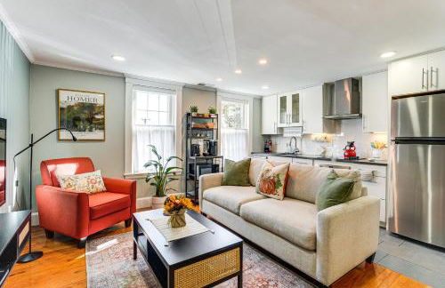 Walk to Constitution Beach Mid-Century Boston Gem - Foto 6