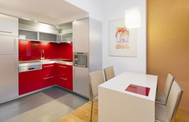 Mamaison Residence Diana - Photo 14