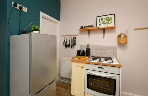 Joseph Suite - Stylish 3BR Home with Parking & WIFI - Foto 19