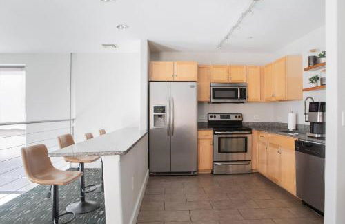 Spacious Third Ward Apt Near Summerfest with Balcony - Foto 25