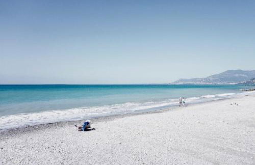 Villa Angelina Holiday Homes I Casa Limone I A pochi chilometri da Sanremo e il suo Festival I Giardino I Parcheggio privato - Photo 8