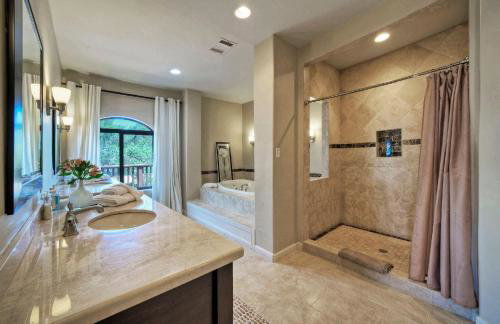 Luxurious Lakefront Estate: Spectacular Views, Expansive Grounds and Private Jetty - Foto 7