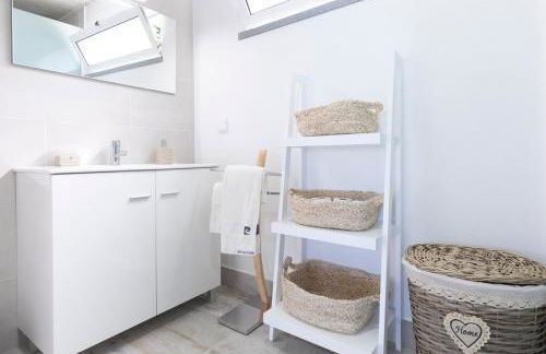 Stay in our Cozy and Wonderful Casa da Rosinha - Photo 15