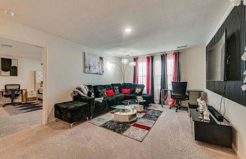 Group Haven in Princeton! WFH Ready and Ample Space - Photo 18