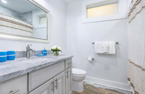 Urban Oasis 4BD House close to FQ & City Hot Spots' - Foto 18