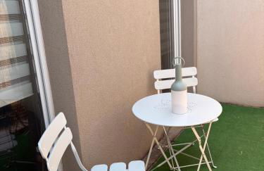 Petit chez moi avec parking - Photo 9