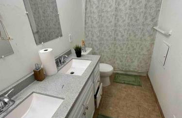 A Gem Central to Canton, Westland Livonia - Foto 12