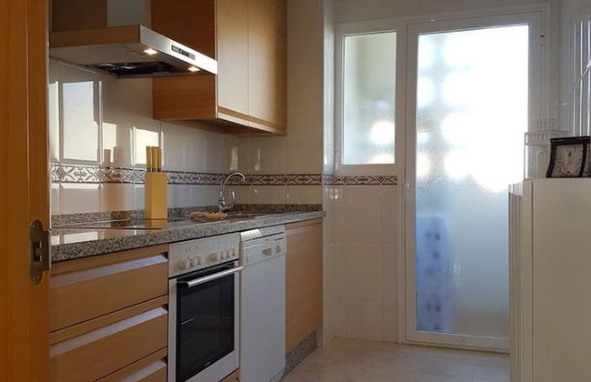 Top Floor Apt Close To Duquesa - Photo 4