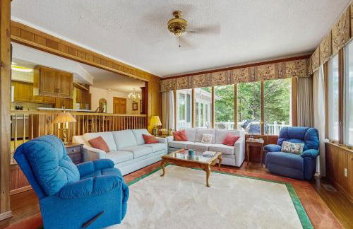 Deck and Private Dock! Waccamaw River Retreat - Photo 1