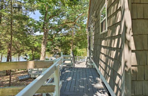 Waterfront Cottage in Fort Towson with 2 Decks! - Foto 19
