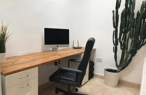 The Coach House - Photo 9