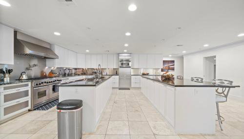 Nr Galleria & Med Center Hot Tub Games WiFi - Foto 4