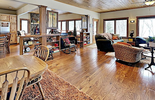 Ravensong Lodge - Foto 25