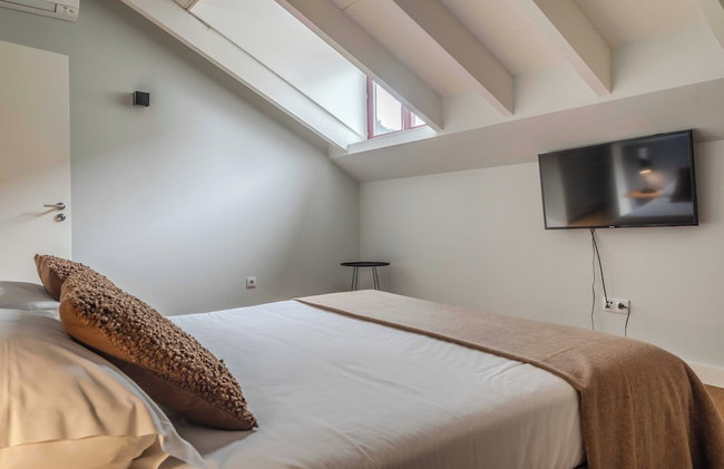 Uma Formosa Apartments - Photo 25