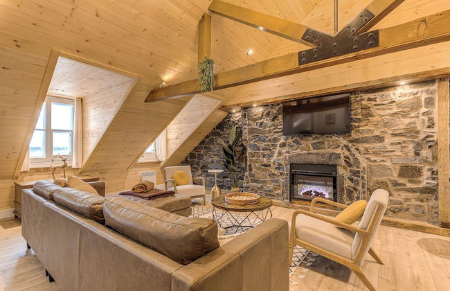 Gorgeous 3 Bedroom 2-floor Old Townhouse - Foto 1