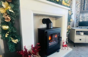 Laburnum Lodge with Hot Tub - Foto 23