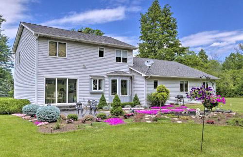 Charming Lewiston Apt 10 Miles to Niagara Falls! - Photo 1