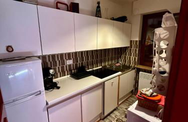 Appartamento per Famiglie in Centro ad Asiago con Posto Auto e Ampio Giardino - Foto 6