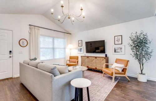 Walnut St, Charming, 3bed, 2bath - Photo 8