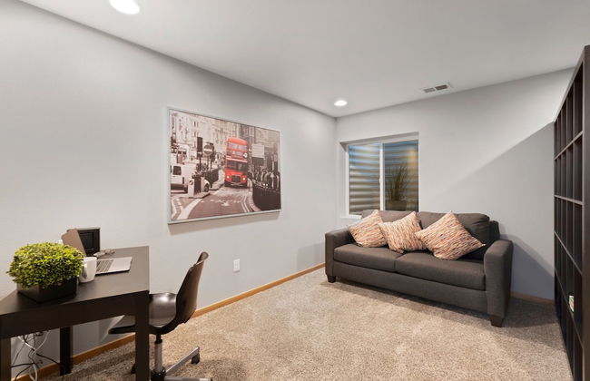 Sleek Home Near Old Town W/ Rftp Hot Tub & Mtn Views - Foto 12