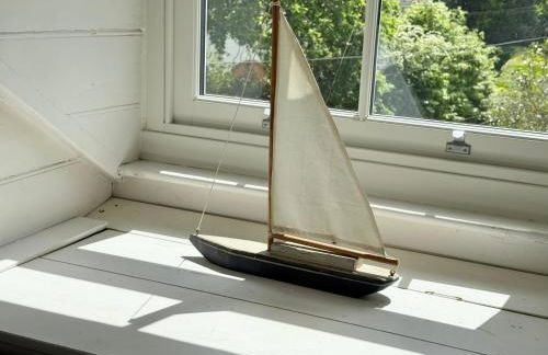 Tranquil Seaside Cottage by NewFo - Photo 65