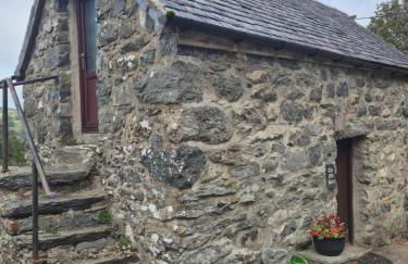 The Old Barn - Photo 1