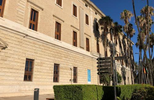 Malaga Playa centro ideal familia y amigos - Photo 29