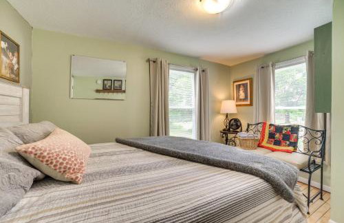 Visit Fife Lake and Traverse Bay! Farmhouse Hideaway - Foto 13