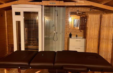 Aux portes de la Camargue studio balneo sauna et piscine - Foto 2