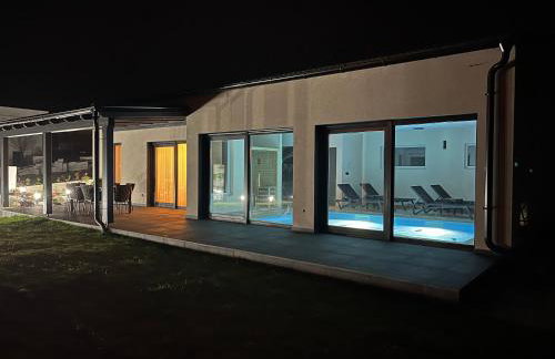 Villa Granea with indoor heated pool and sauna - Foto 4