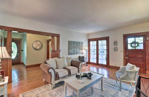 Historic Mountain Home Haven with Large Yard! - Foto 1