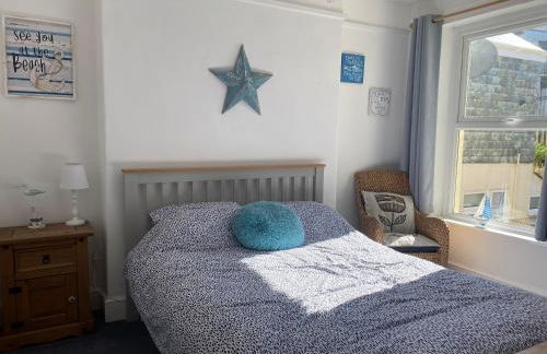 Ocean Terrace, Ilfracombe, 4 bedrooms, Sleeps 8, Stunning Sea Views, Parking, Garden, Pet Friendly - Foto 16