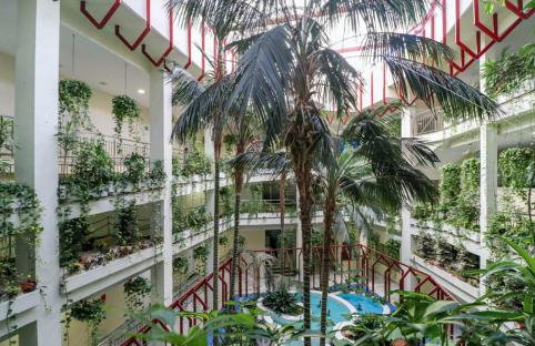Benalbeach Beauty- Sunny studio with ocean views, balcony, and windows in every room - Foto 20