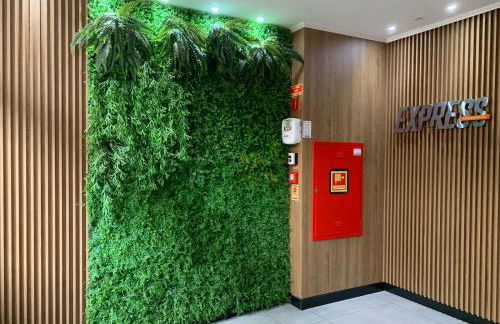 Apto com ar wi-fi garagem no centro de Passo Fundo RS - Foto 2