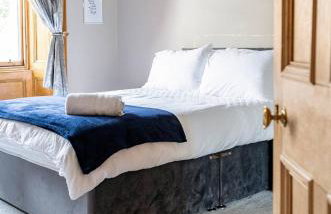 Luxury Victorian 5 bedroom apartment by Lady road apartments - Foto 37