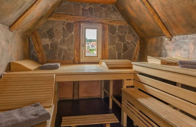 History and Luxus - Photo 19