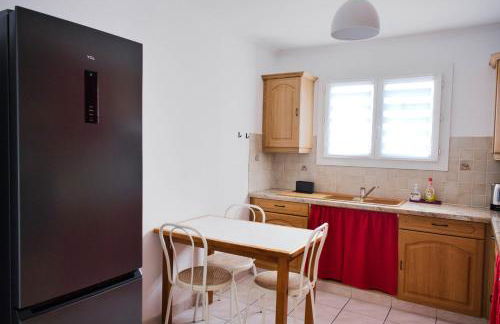 Family house with beautiful garden - Foto 4