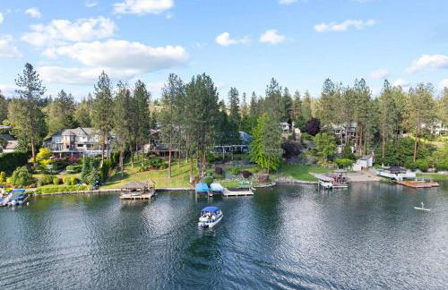 Luxe Lake Home Reflect Recharge and Reconnect - Foto 2