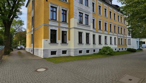 TOP ANGEBOT - große Wohnung - max 6 Personen - WiFi - Waschmaschine - Badewanne - 2 Parkplätze - zentrale Lage - große Küche TOP - Foto 4