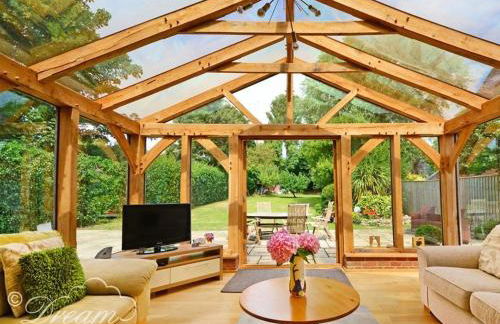 Fossil Barn - Photo 2