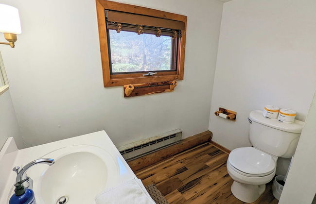 Hickory Cabin by Avantstay Firepit, Hot Tub, Game Room, Great Location - Foto 29