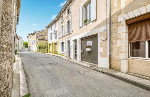 Awesome Home In Verteuil-Sur-Charente - Foto 11